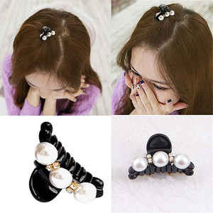 Zetvaa Luxury Pearls Hairpins Hair Ornaments Trendy Hair Clip Shiny Pearl Crab Hair Claws For Girl Hair Clips Hair Accessories Headwear